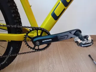 Bicicleta montaña CUBE