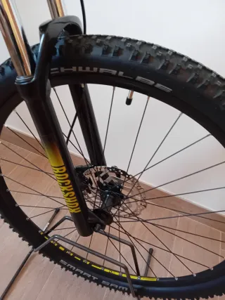 Bicicleta montaña CUBE