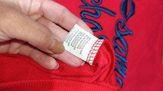 Sudadera Roja con Lazos