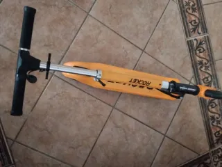 Patinete Eléctrico Ninco Rocket 8Km/h