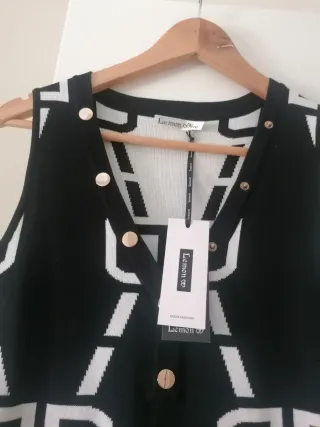 Vestido de punto sin mangas