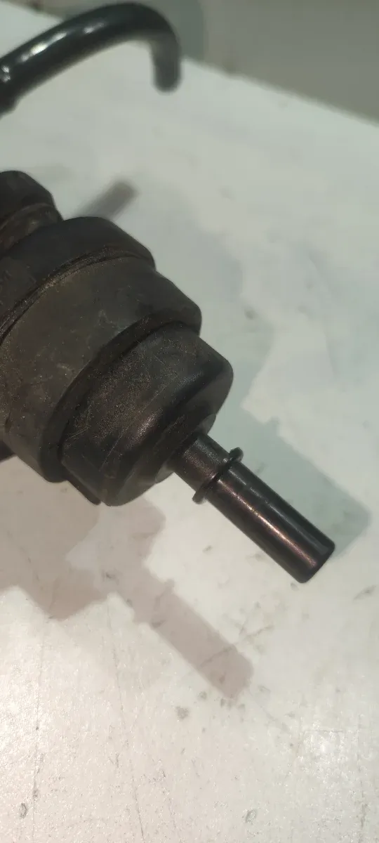 1037 VALVULA SOLENOIDE GASOLINA RENAULT