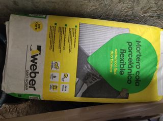 Mortero cola Weber porcelánico flexible blanco 6