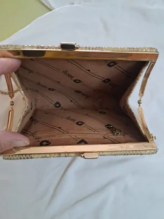 Uno, dos ó tres bolsos de fiesta