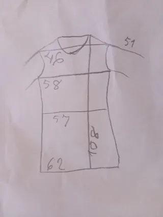 Elegante vestido morado con estampado talla grande