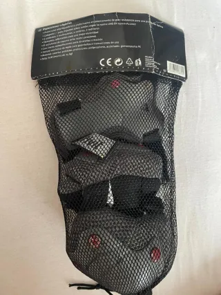 Protecciones Crivit para patinaje