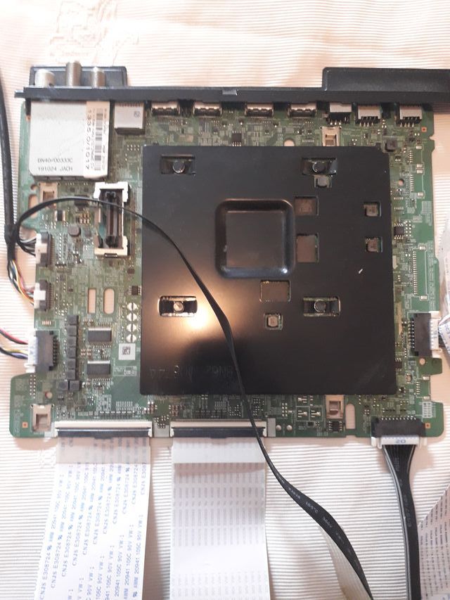 TV Samsung QE49Q70RAT