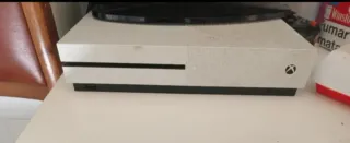 Xbox One S Blanca