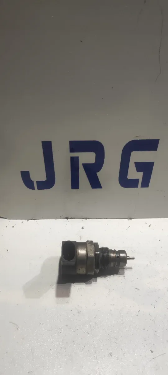 1039 REGULADOR PRESIÓN COMBUSTIBLE AUDI 2.0 TDI