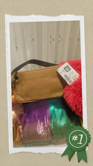 Bolso de hombro beige