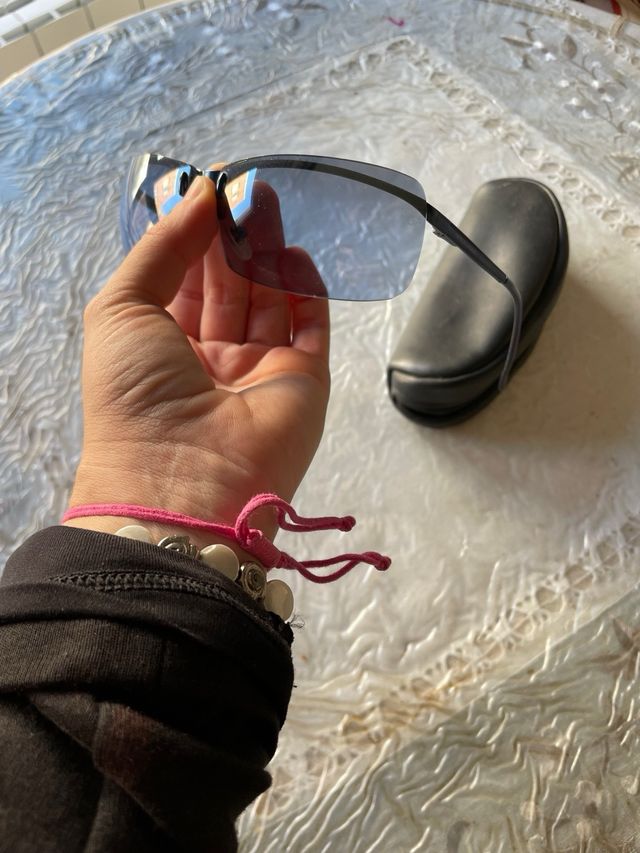 Gafas de sol Giorgio Armani negras y azules