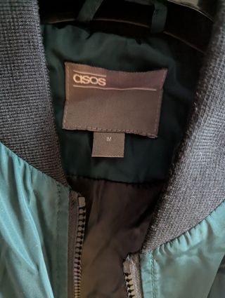 Cazadora bomber ASOS verde Talla M
