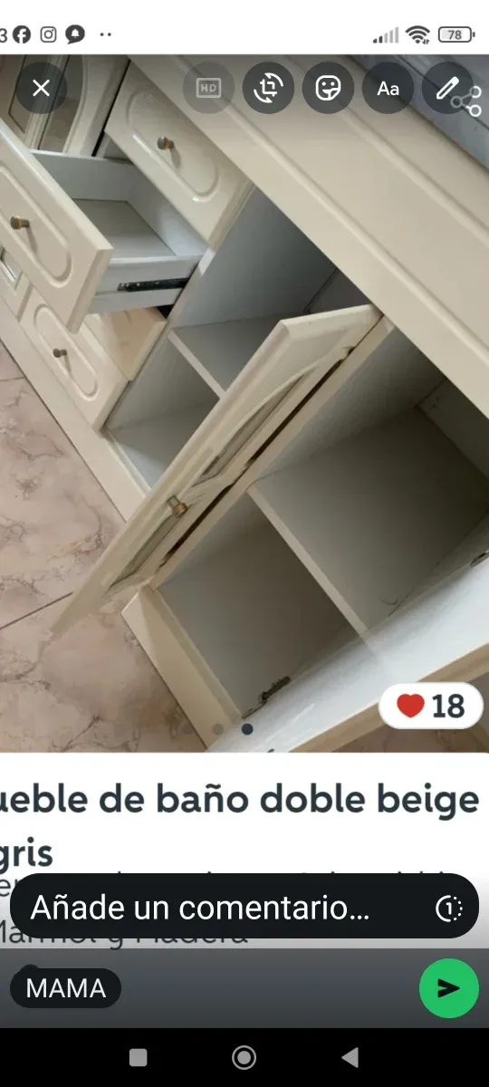 Mueble de baño doble beige y gris.