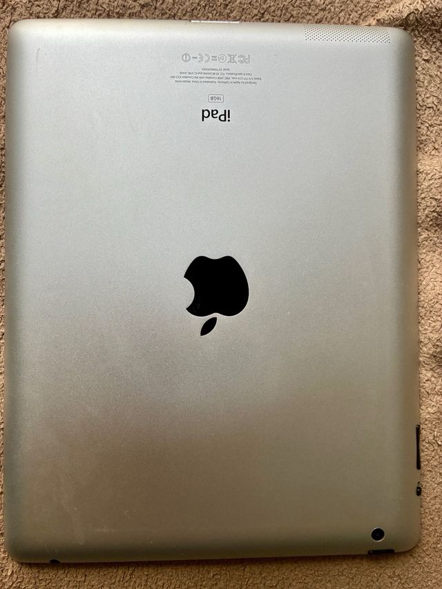 2 tablets iPad 3ª Generación Blanco 16GB + Cable