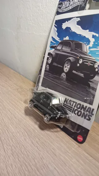 Hot Wheels Silver Series 60s Fiat 500 D Modificado
