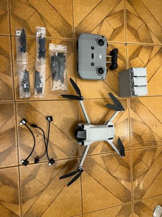 Dron DJI Mini 3 Pro