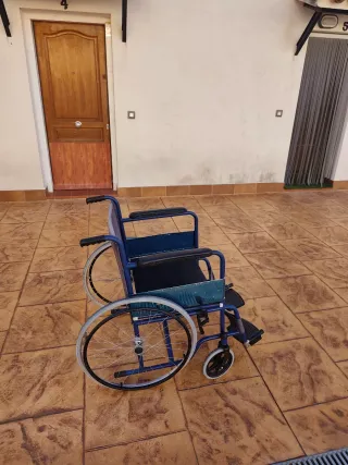 Se vende silla de ruedas