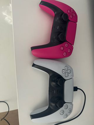 Consola PS5 con 2 mandos