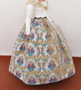 Traje de fallera