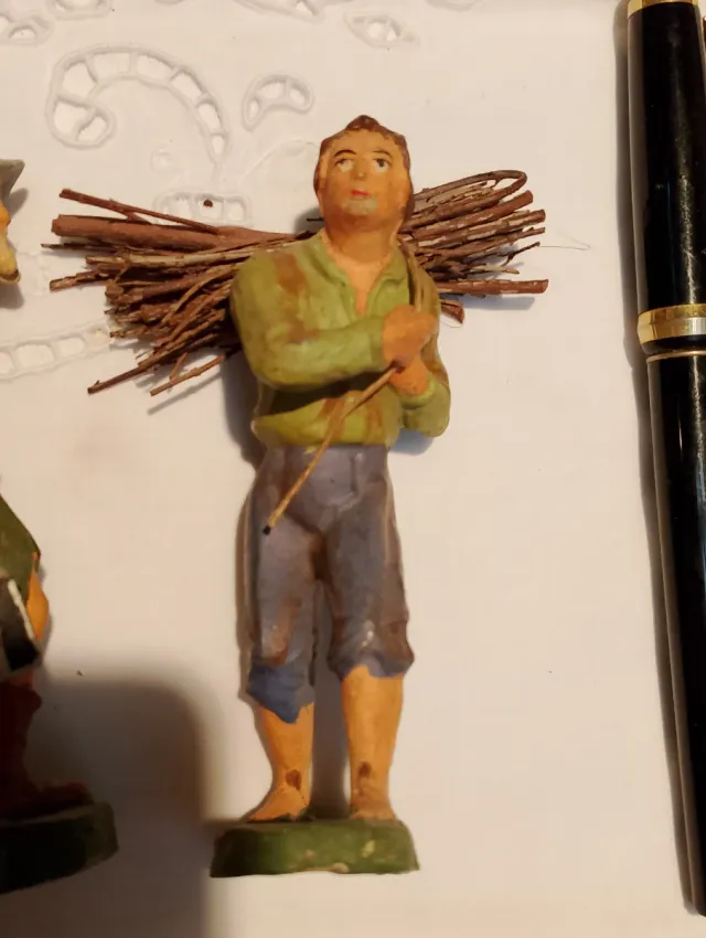 3 statuine CC Milano in pasta