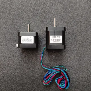 Lotto 6 Motori Stepper NEMA 17, alta coppia