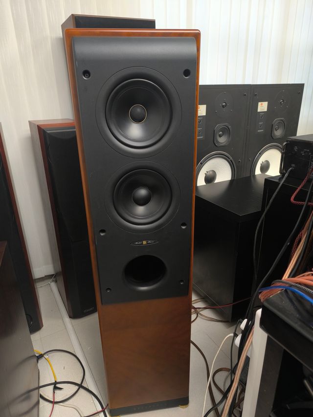 Altavoces KEF Reference Model Three