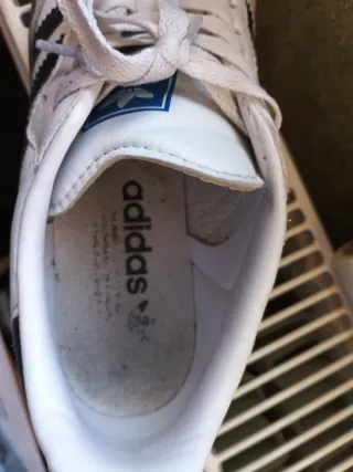 Zapatillas Adidas Blancas y Negras