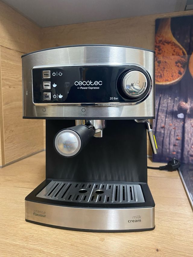 Cafetera Express Cecotec Power Espresso