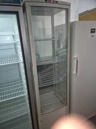 Nevera Expositora Refrigerada