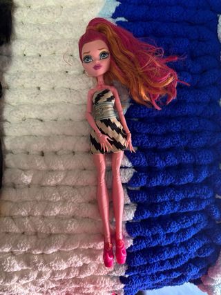 (varios modelos) Muñecas Monster High