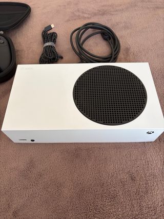 Xbox Series S 512GB + Mando Elite Series 2
