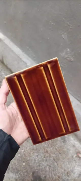 Azulejos vintage color miel