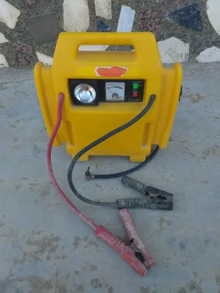 Arrancador y compresor 12V (NO SE SI FUNCIONA )