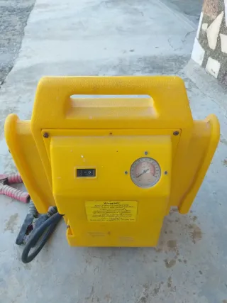 Arrancador y compresor 12V (NO SE SI FUNCIONA )