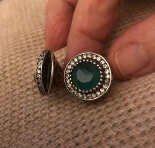 Anello anticato verde e argento