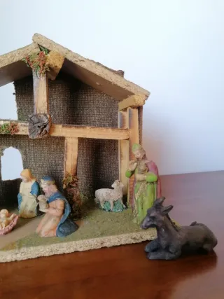 Pesebre Belén con Establo y Figuras.