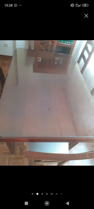 Tavolo da pranzo in legno massello, estensibile. Sconto