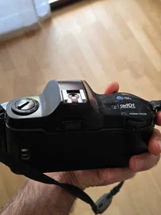 Cámara Analógica Olympus Power Focus OM101