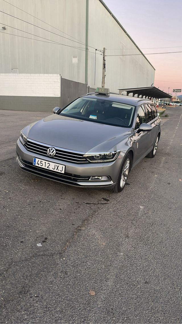 VW Passat B8 Variant Sport TDI DSG6