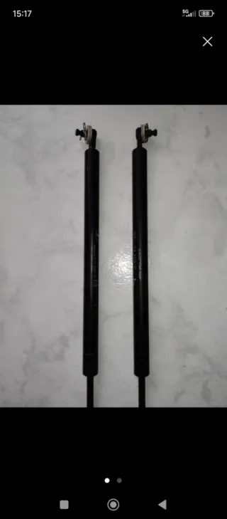 (2) Amortiguadores del portón del Seat Marbella