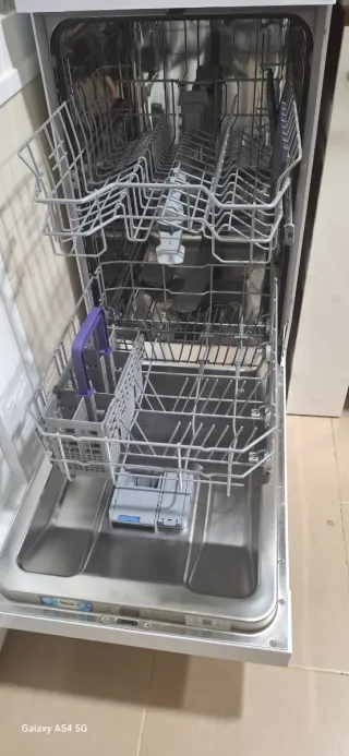 Lavavajillas Beko DVS05024W