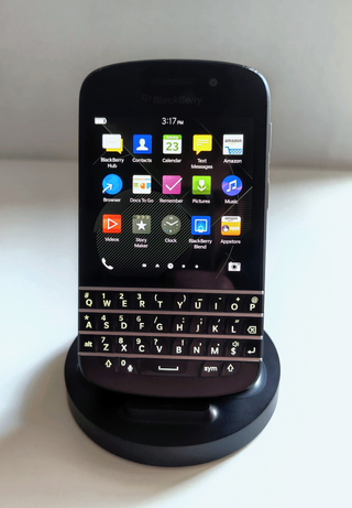 Blackberry Q10 • LEGGI DESCRIZIONE! • 2/16GB
