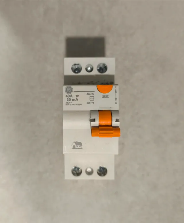 Differenziale GE 40A 2P 30mA