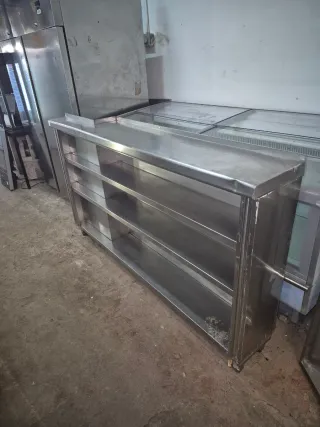 Estantería metálica de 3 baldas