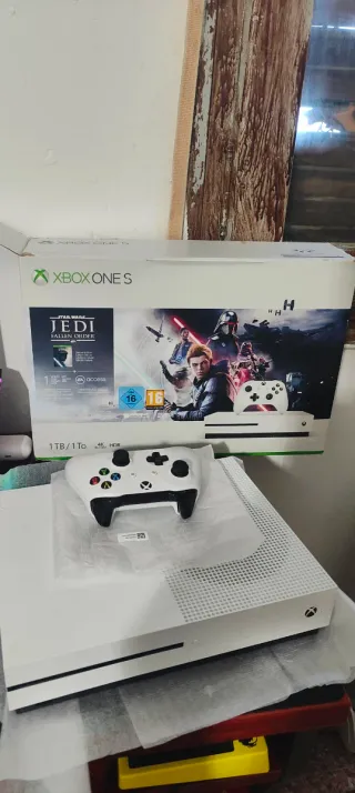Xbox One S 1TB Star Wars Jedi Fallen Order