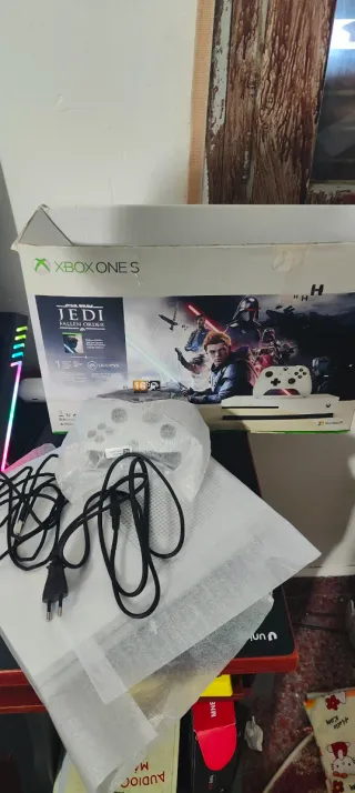 Xbox One S 1TB Star Wars Jedi Fallen Order
