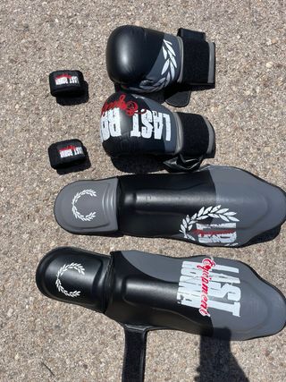Protector de cabeza boxeo rojo,guantes y proprotec