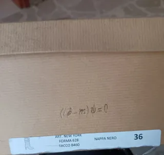 Stivali in pelle tacco alto nuovi