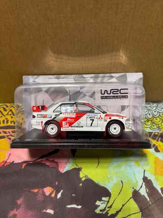 Mitsubishi Lancer Evo III de Mäkinen (1:24)