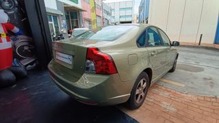 Volvo S40 1.6 Momentum